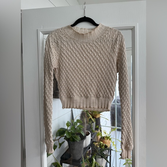 Free people knit long sleeve - Picture 1 of 3